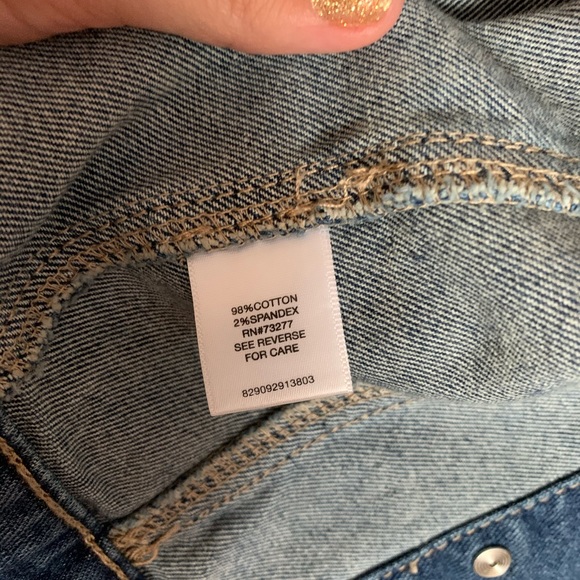 Candies denim jacket with patches NWT - Picture 9 of 9